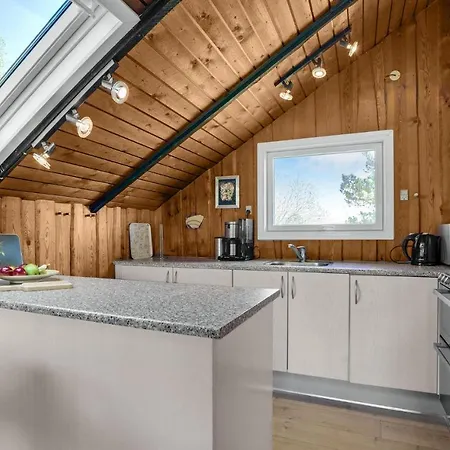 3 Bedroom Lovely In