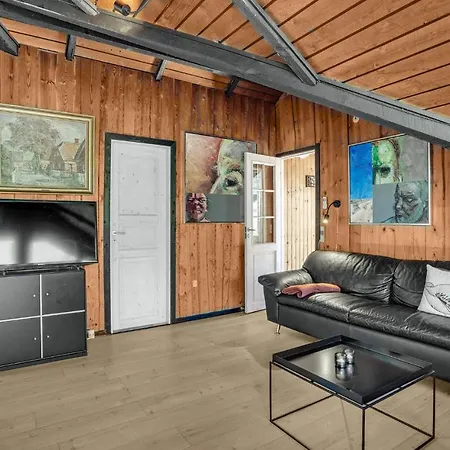 Holiday home 3 Bedroom Lovely In