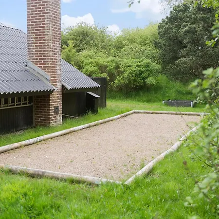 3 Bedroom Lovely In Holiday home *